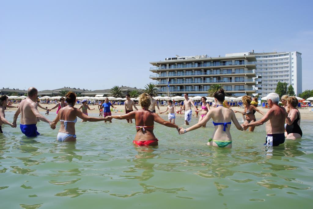 Grand Hotel Berti Silvi Marina Luaran gambar