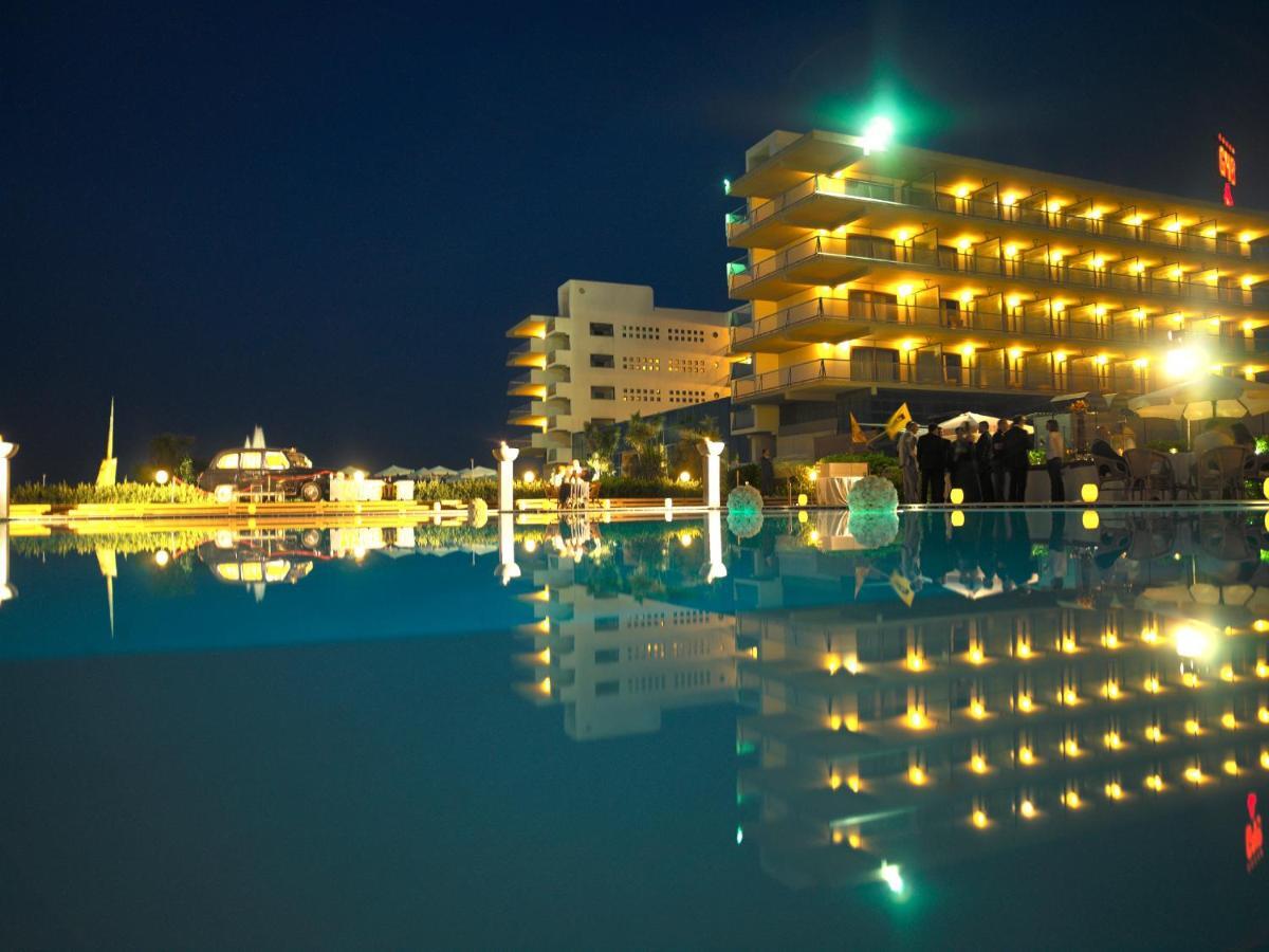 Grand Hotel Berti Silvi Marina Luaran gambar